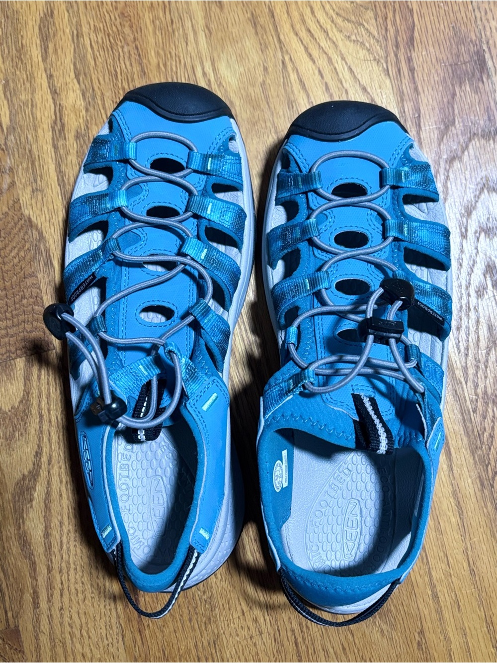 KEEN Newport H2 Women's 9.5 Blue Water Hiking Sandals Outdoor Adventure